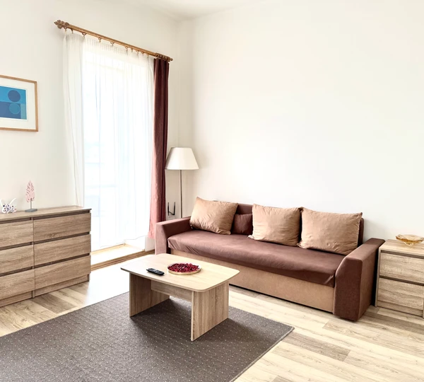 Apartmán s výhledem do zahrady II