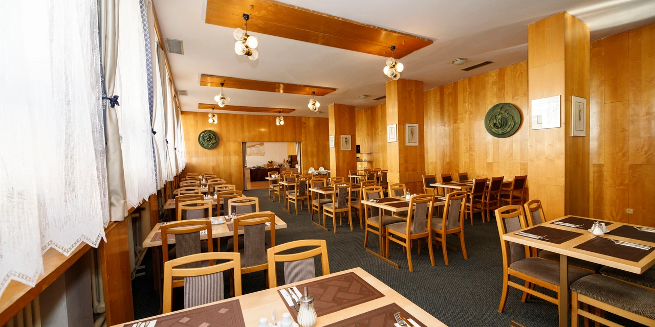 Hotelová restaurace